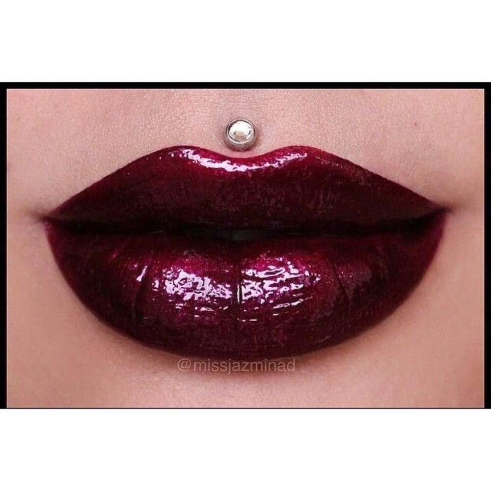 Hard Candy Hydrating Lip Stain All Matte Up New Sealed color Venom #1027